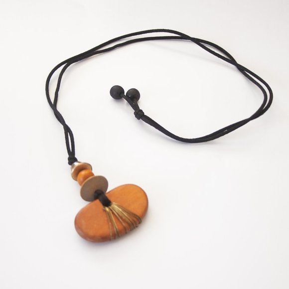 Vintage Geometric Minimalist Wood Necklace, Vintage Accessories, Retro Fashion - Picture 2 of 5